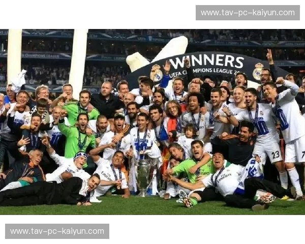 伯纳乌的荣耀之战：皇家马德里与塞维利亚的超级杯史诗